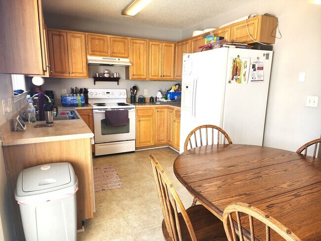 Building Photo - WHITNEY PINES