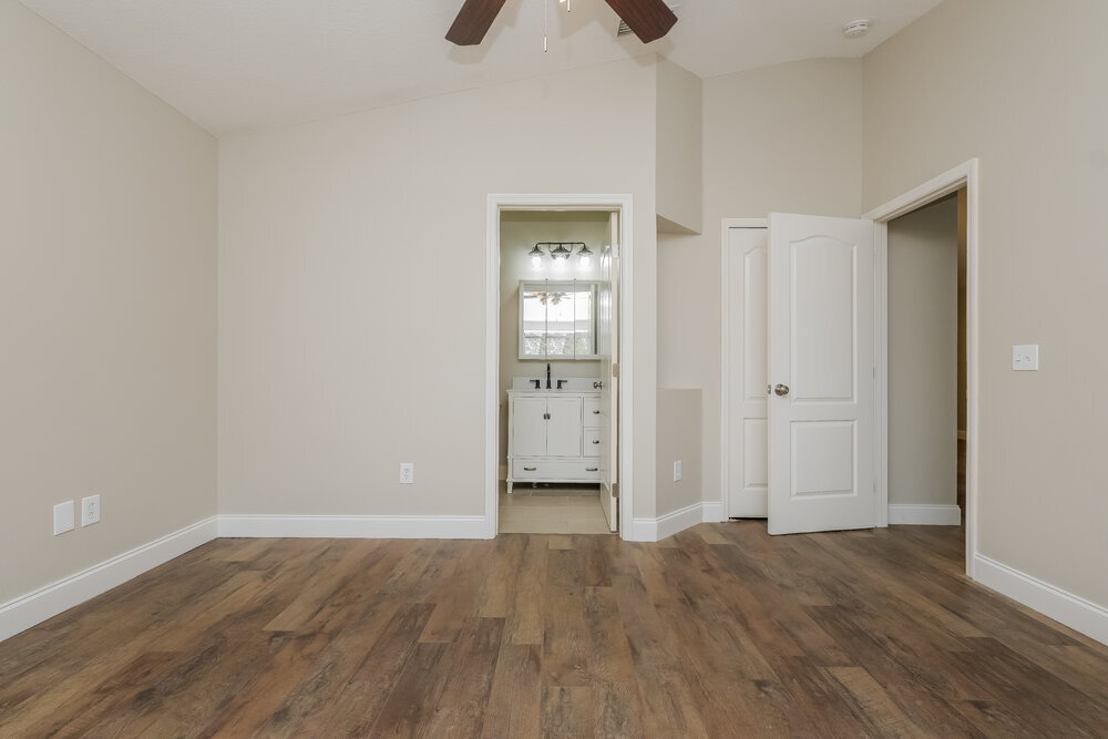 Building Photo - 10610 Navigation Dr