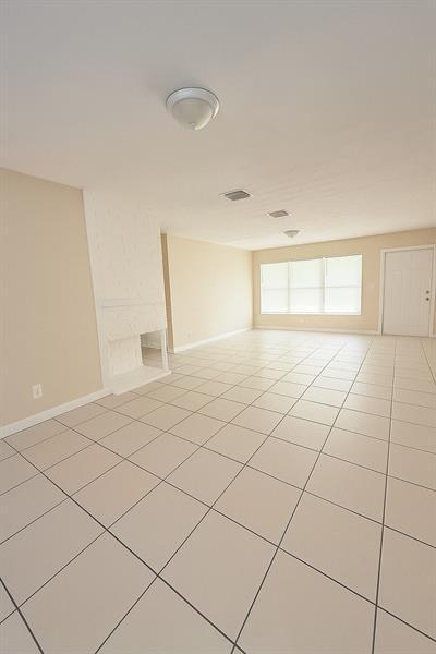 Building Photo - 6721 McClellan St