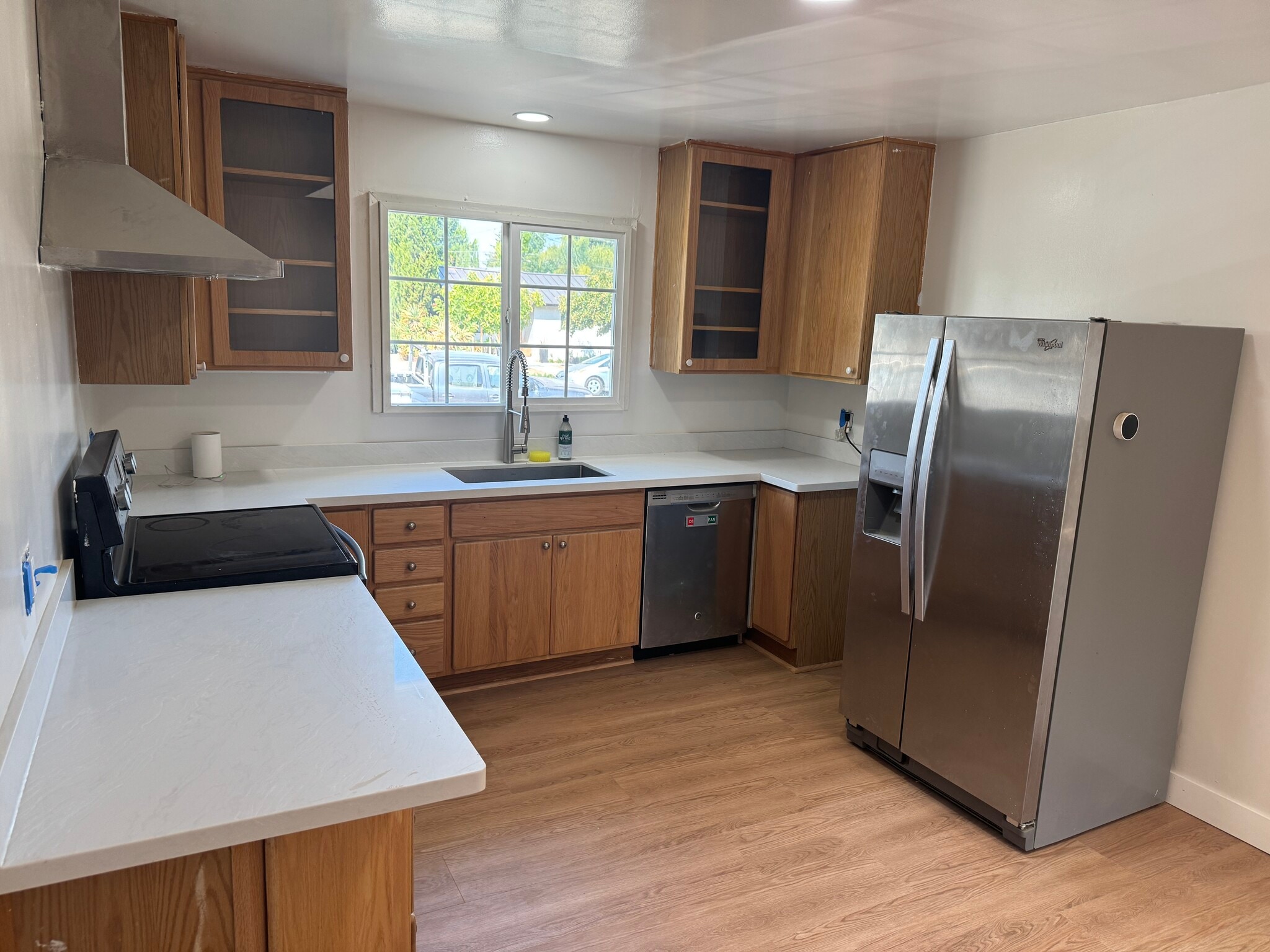 Building Photo - 520 Richmond Ave