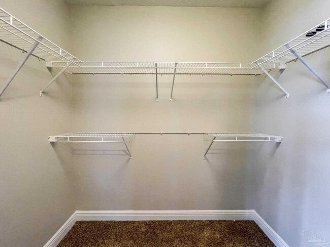 Building Photo - 612 Lost Key Dr