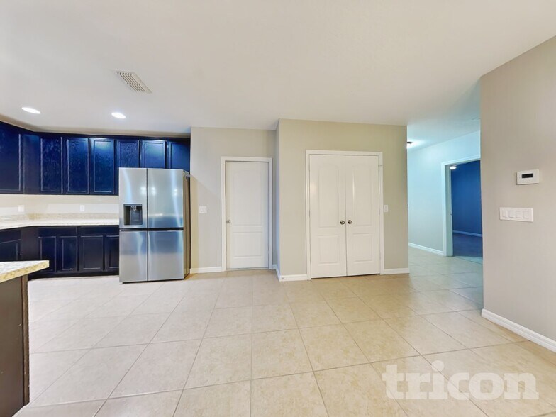 Building Photo - 727 Benjamin Trail