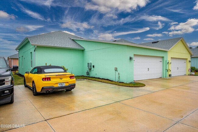 Building Photo - 531 Daiquiri Pl