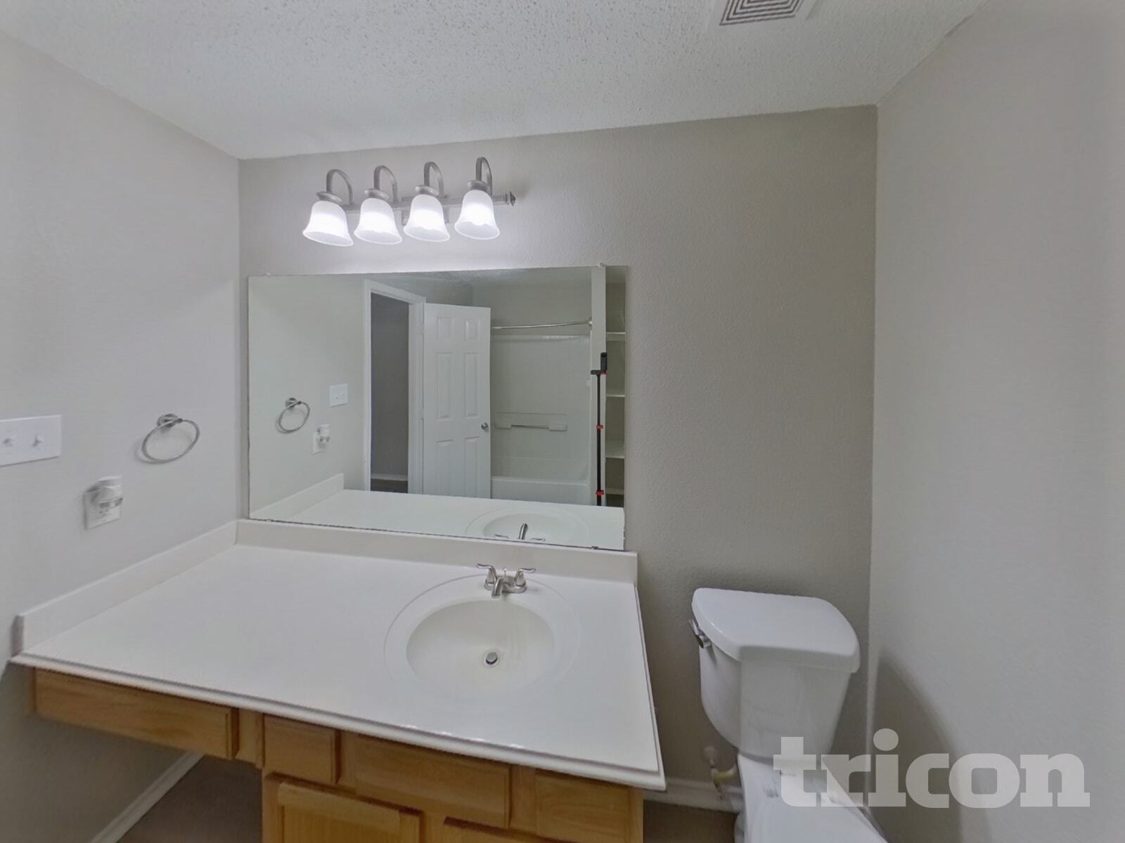 Building Photo - 421 Rowdy Dr