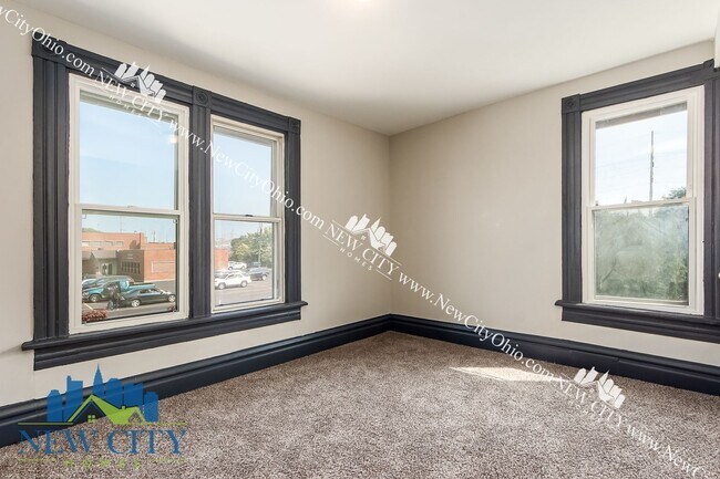 Building Photo - Four Bedroom Single Family Home in Milo-Gr...