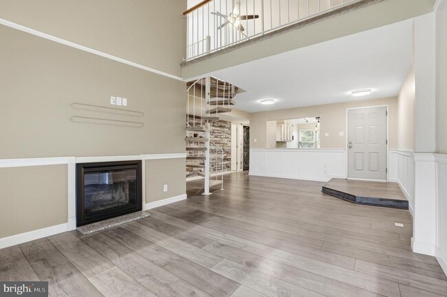 Building Photo - 20309 Beaconfield Terrace