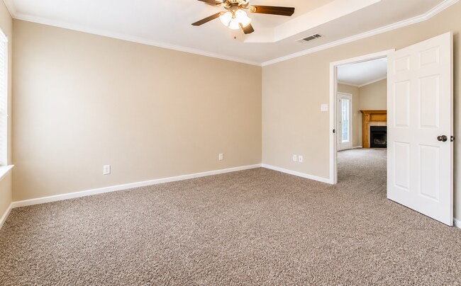 Building Photo - AVAILABLE SOON; APPLY TODAY ON OUR WEBSITE!!