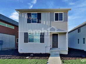 Building Photo - 6818 N Silver Gate Dr