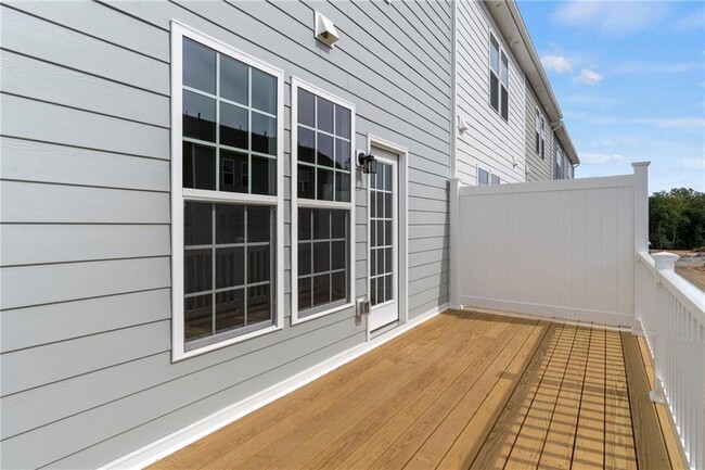 Building Photo - 15320 Oasis Sun Aly