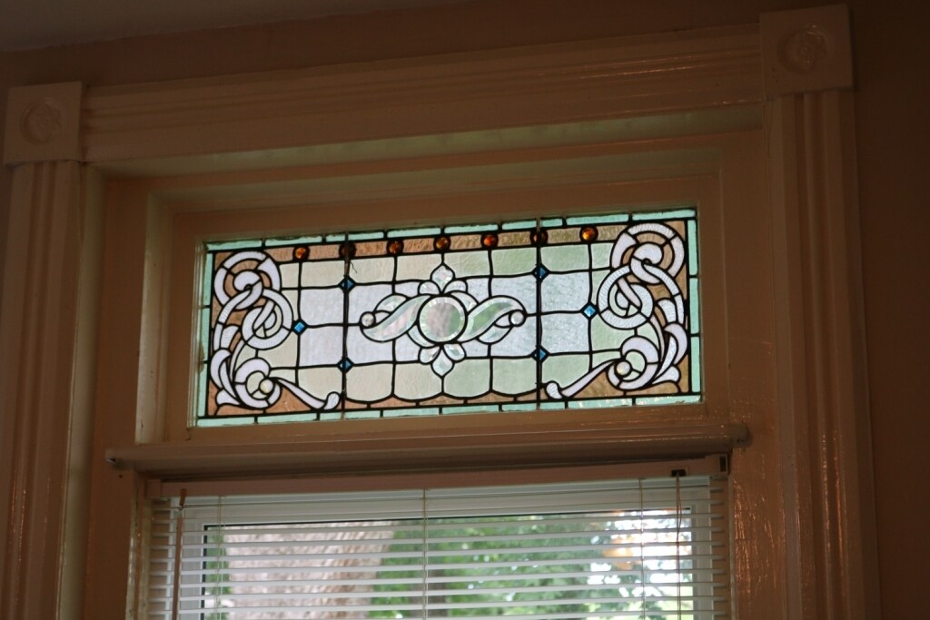 Building Photo - 1316 E 10th St