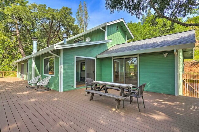 Building Photo - 3095 Braden Rd
