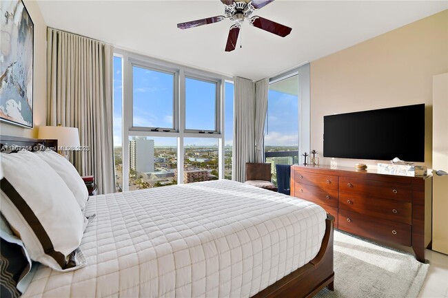 Building Photo - 6899 Collins Ave