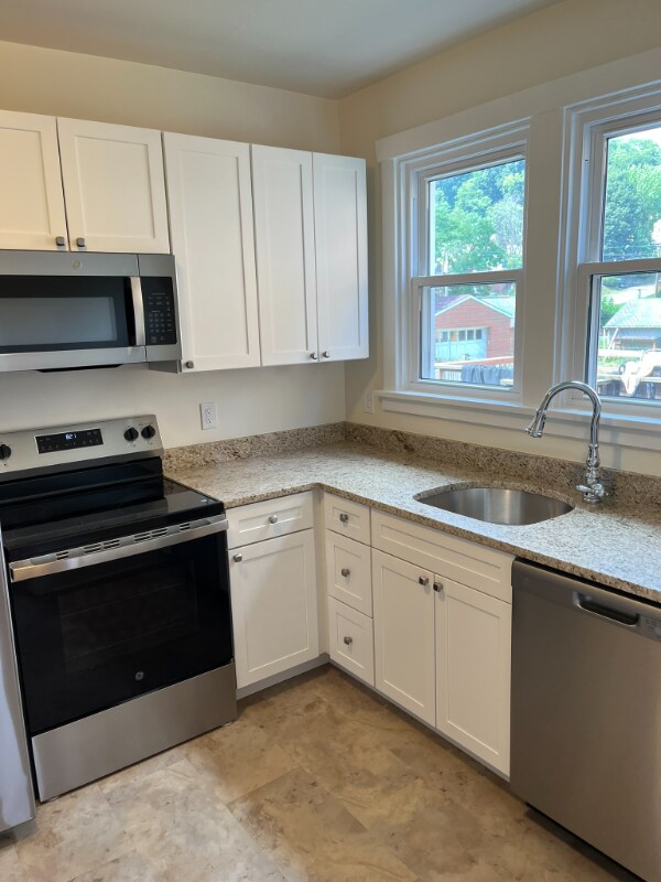 Building Photo - 436 Shady Ave