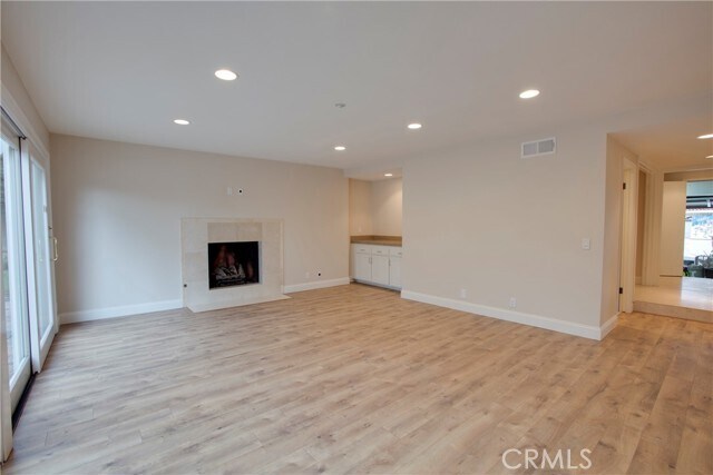 Building Photo - 26081 Via Viento