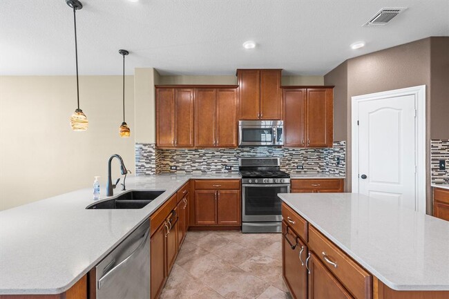 Building Photo - 100 Speckle Park Dr
