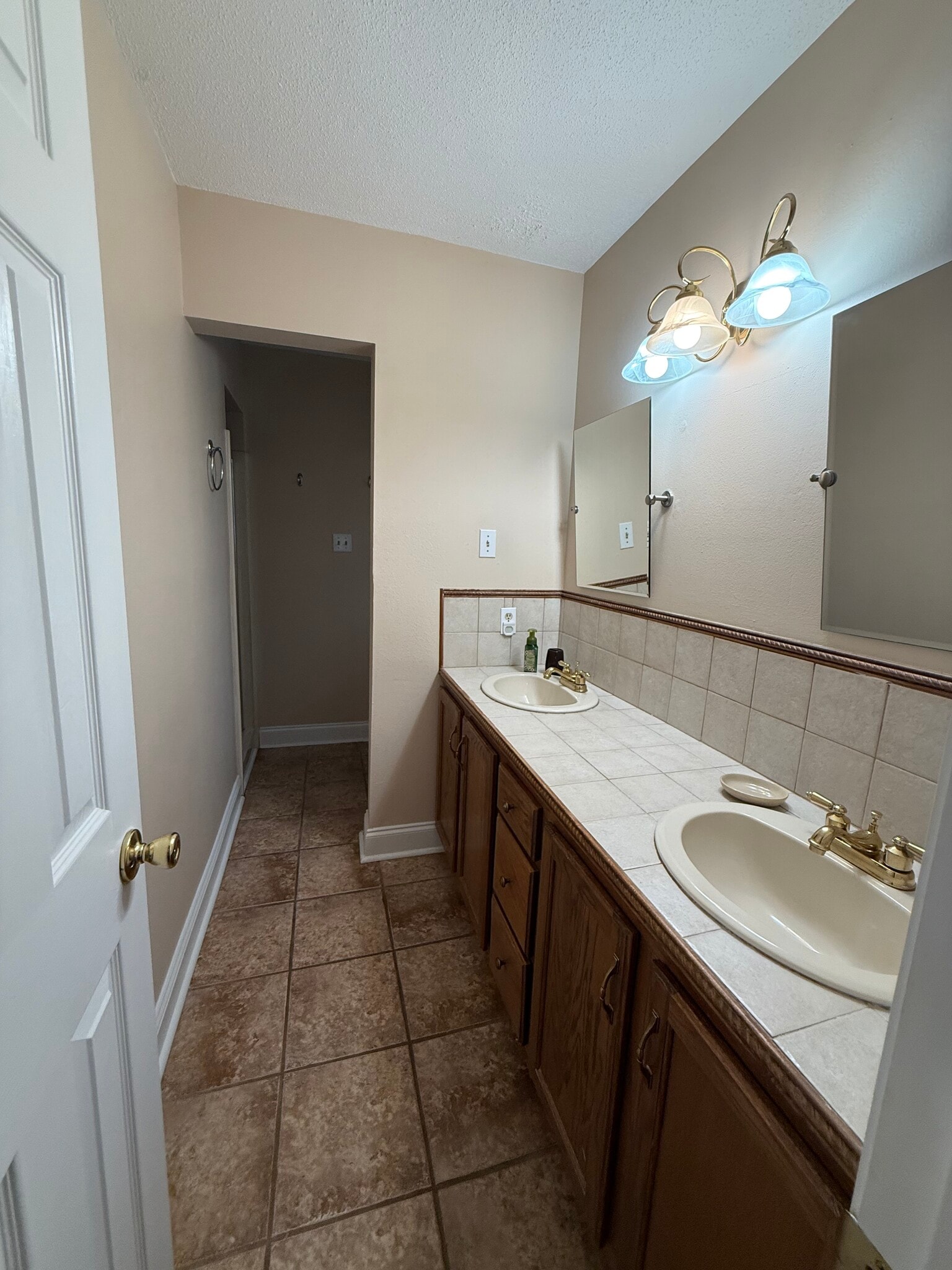 Building Photo - 1451 Aris Ave