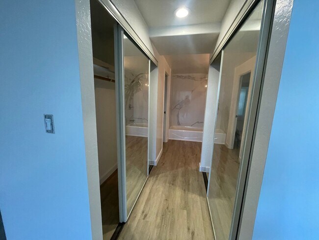 Building Photo - Newly Renovated Spacious 1BD/1 BA Property Available for Rent!!!