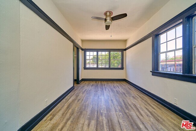 Building Photo - 1347 Valencia St