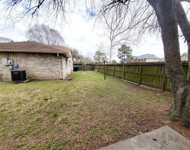 Building Photo - 11503 Stansberg Dr