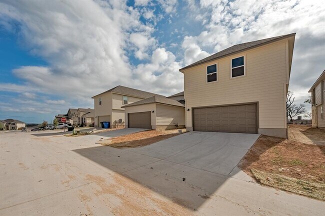 Building Photo - 1009 Lone Peak Wy