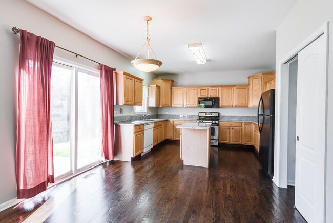 Building Photo - 954 Campbell Dr