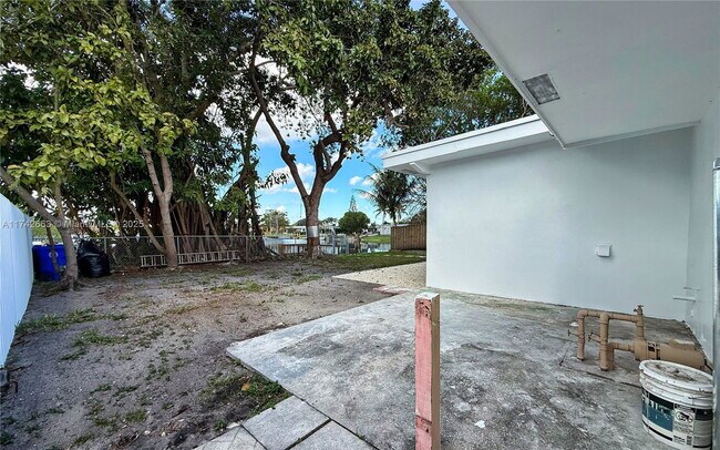 Building Photo - 8381 NW 11th St