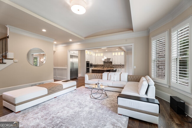 Building Photo - 6552 Long Acres Dr