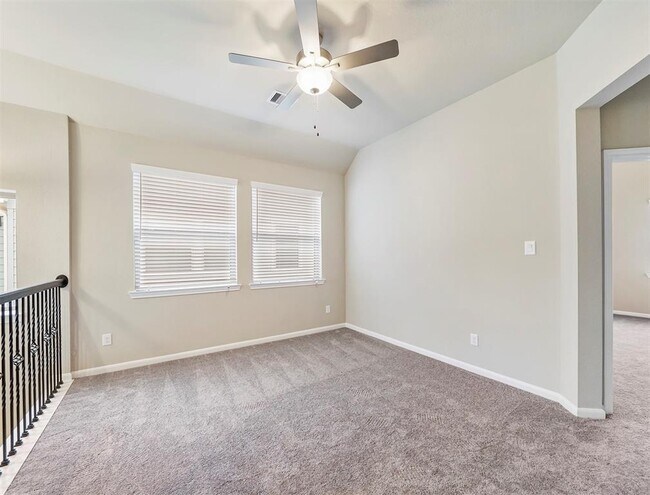 Building Photo - 2554 Terrace Point Dr