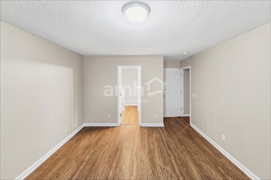 Building Photo - 83 Yellow Jasmine Ct