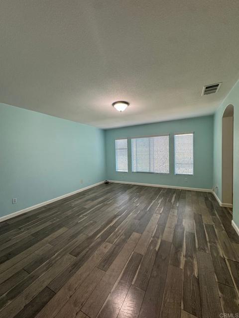 Building Photo - 4101 Avenida
