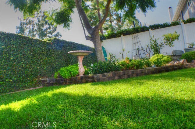 Building Photo - 25592 Leeward Dr