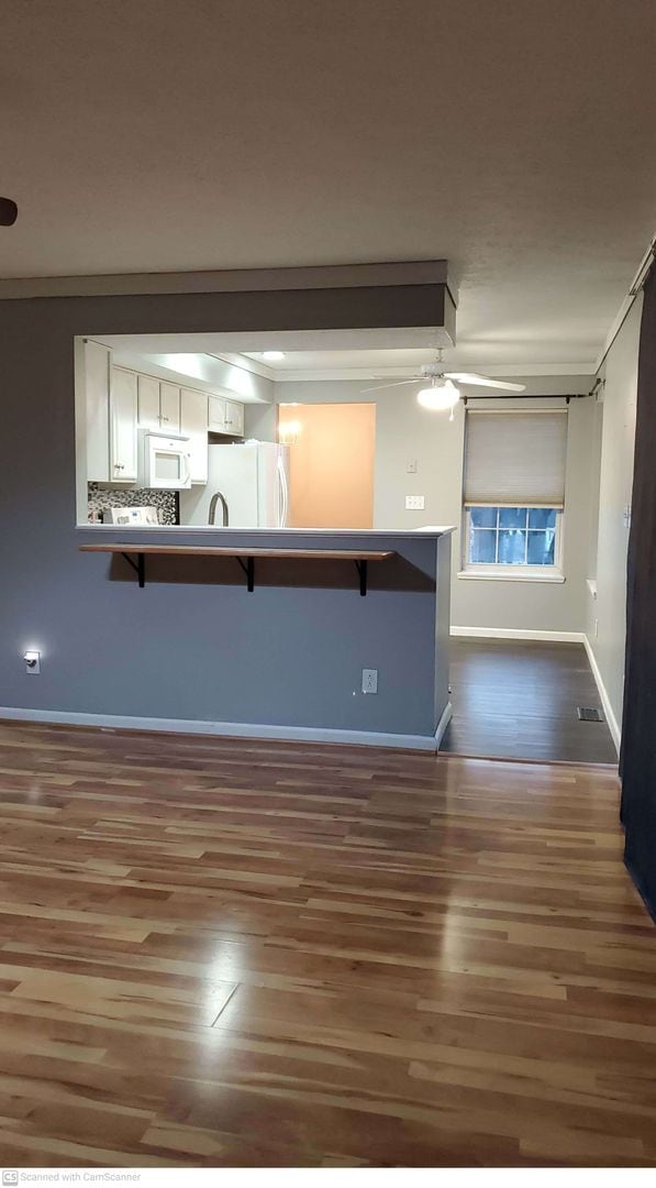 Building Photo - Beautiful Upscale Home – Beavercreek Schoo...