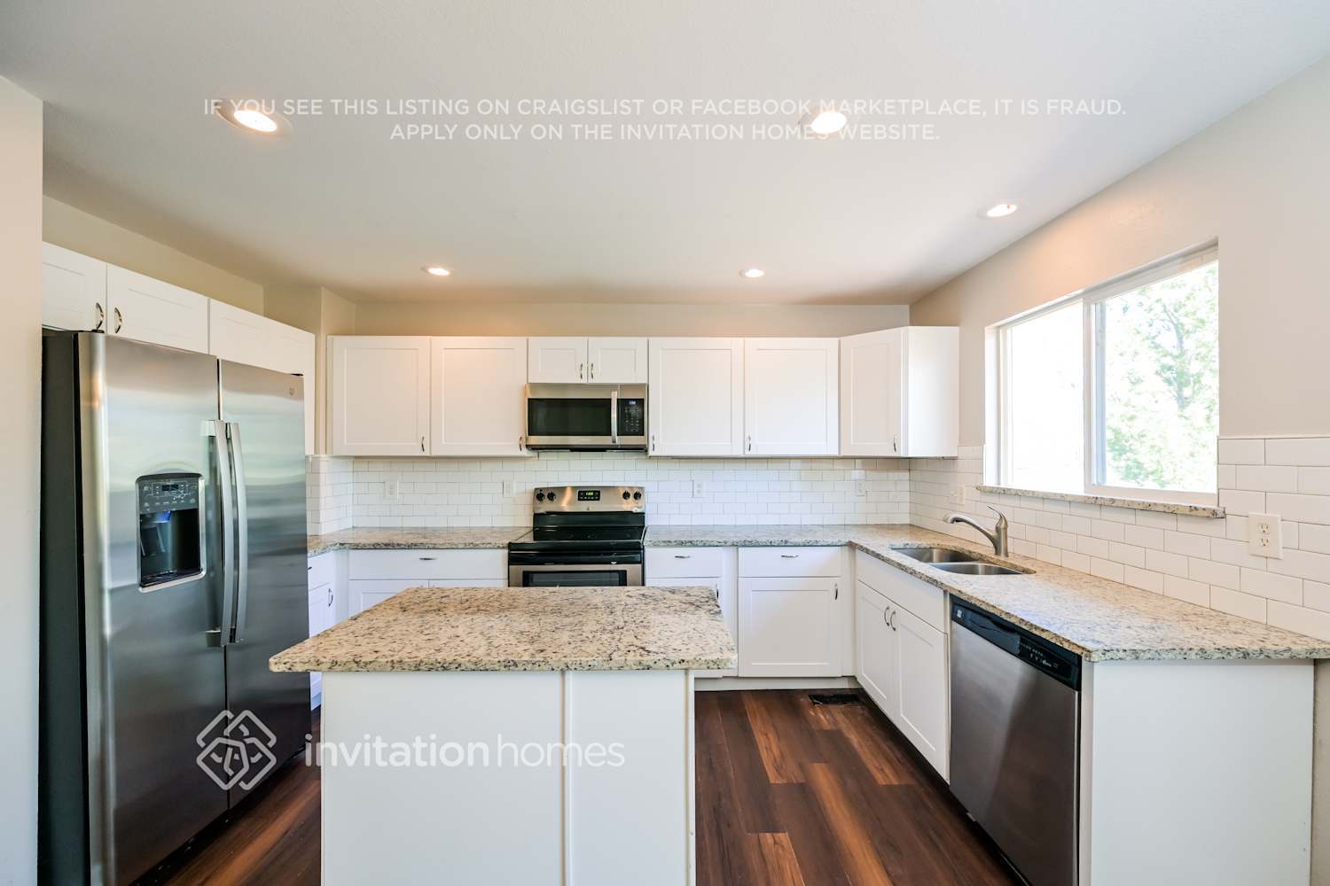 Building Photo - 5224 S Jericho St