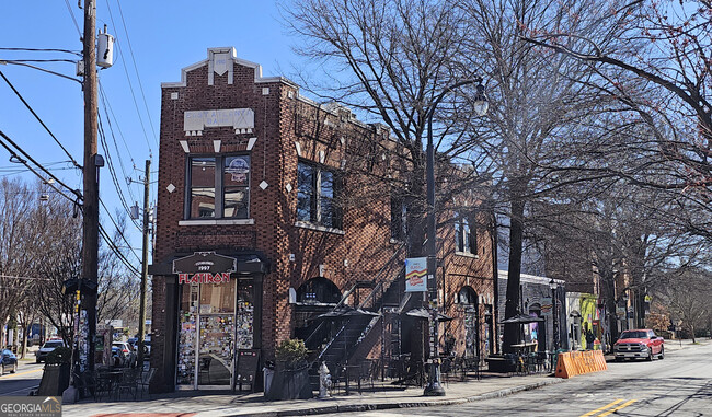 Building Photo - 616 Moreland Ave SE