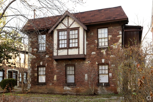 Building Photo - The Powhatan