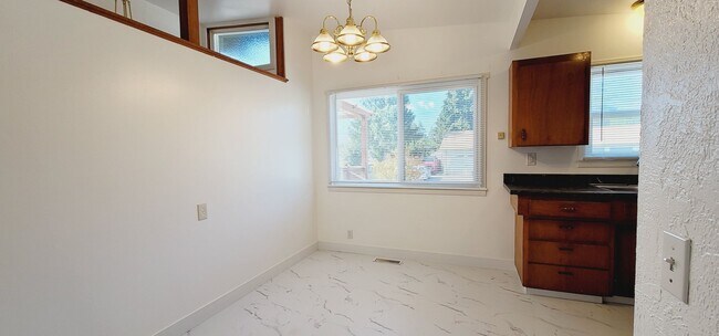 Building Photo - 13240 22nd Ave S