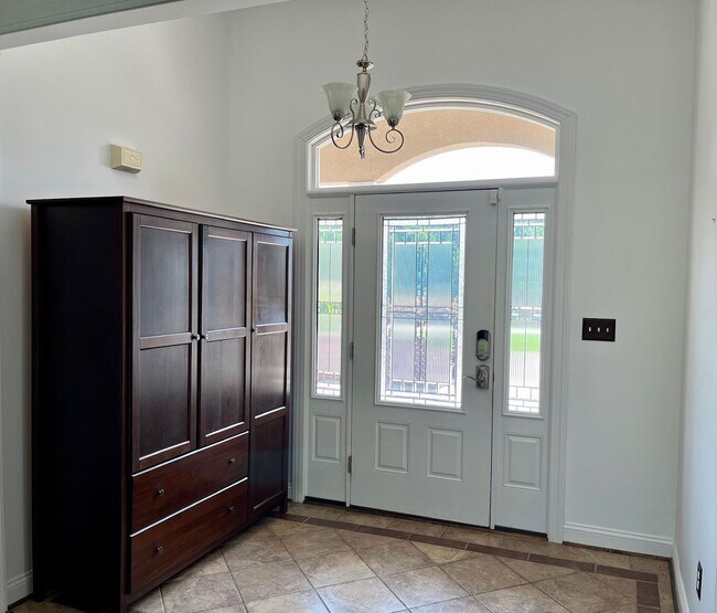 Building Photo - One Level Home in Bedford County