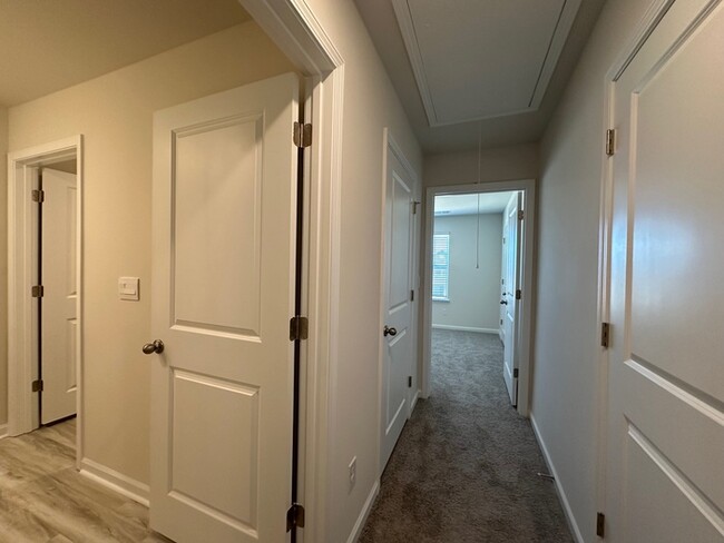 Building Photo - Brand New Home