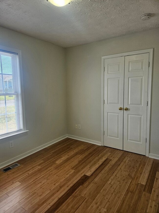 Building Photo - 2524 National St