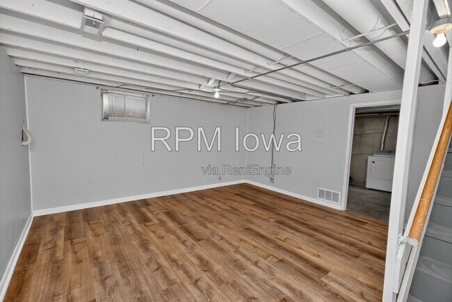 Building Photo - 3439 SE 20th St