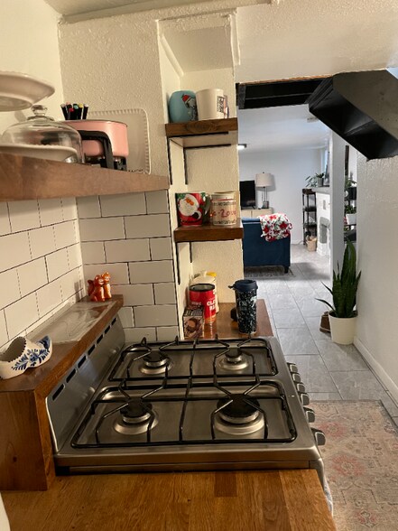 Building Photo - 1266 Lafayette St