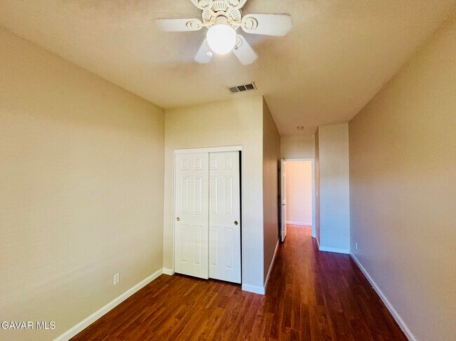 Building Photo - 42309 Portland Ln