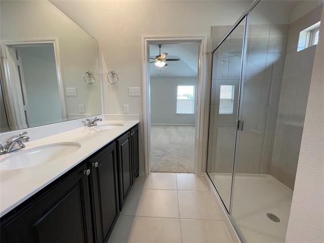 Building Photo - 5808 Utopia Dr