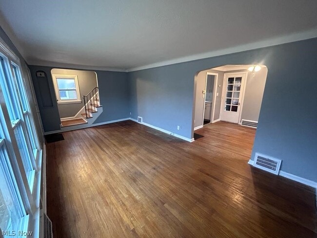 Building Photo - 4843 Westbourne Rd