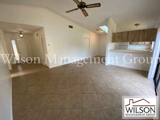 Building Photo - 1441 Bridlebrook Dr