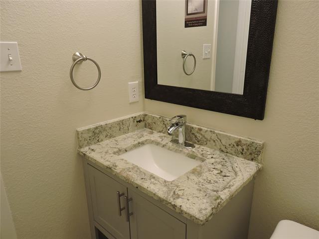 Building Photo - 2045 Knights Ct