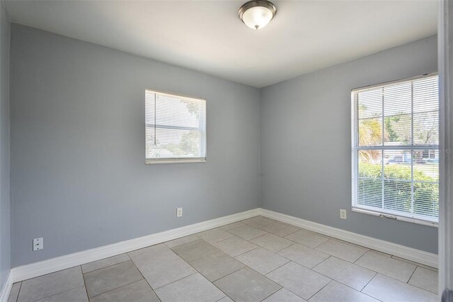 Building Photo - 50 N Edgemon Ave