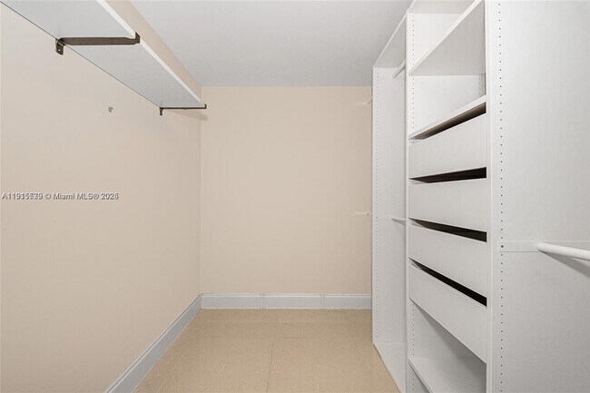 Building Photo - 7800 Collins Ave