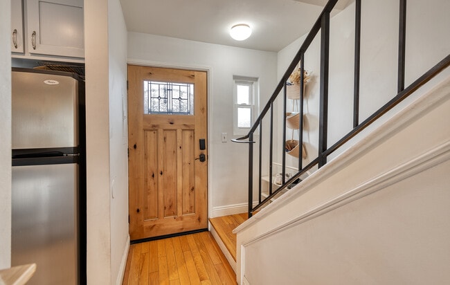 Building Photo - 2628 Kansas Ave