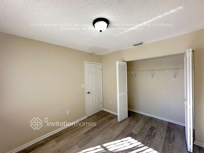 Building Photo - 15624 SW 96th Terrace